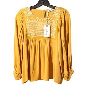 In Bloom Embroidered Peasant Top Lightweight Ballon Sleeves Flowy NWT Size Small